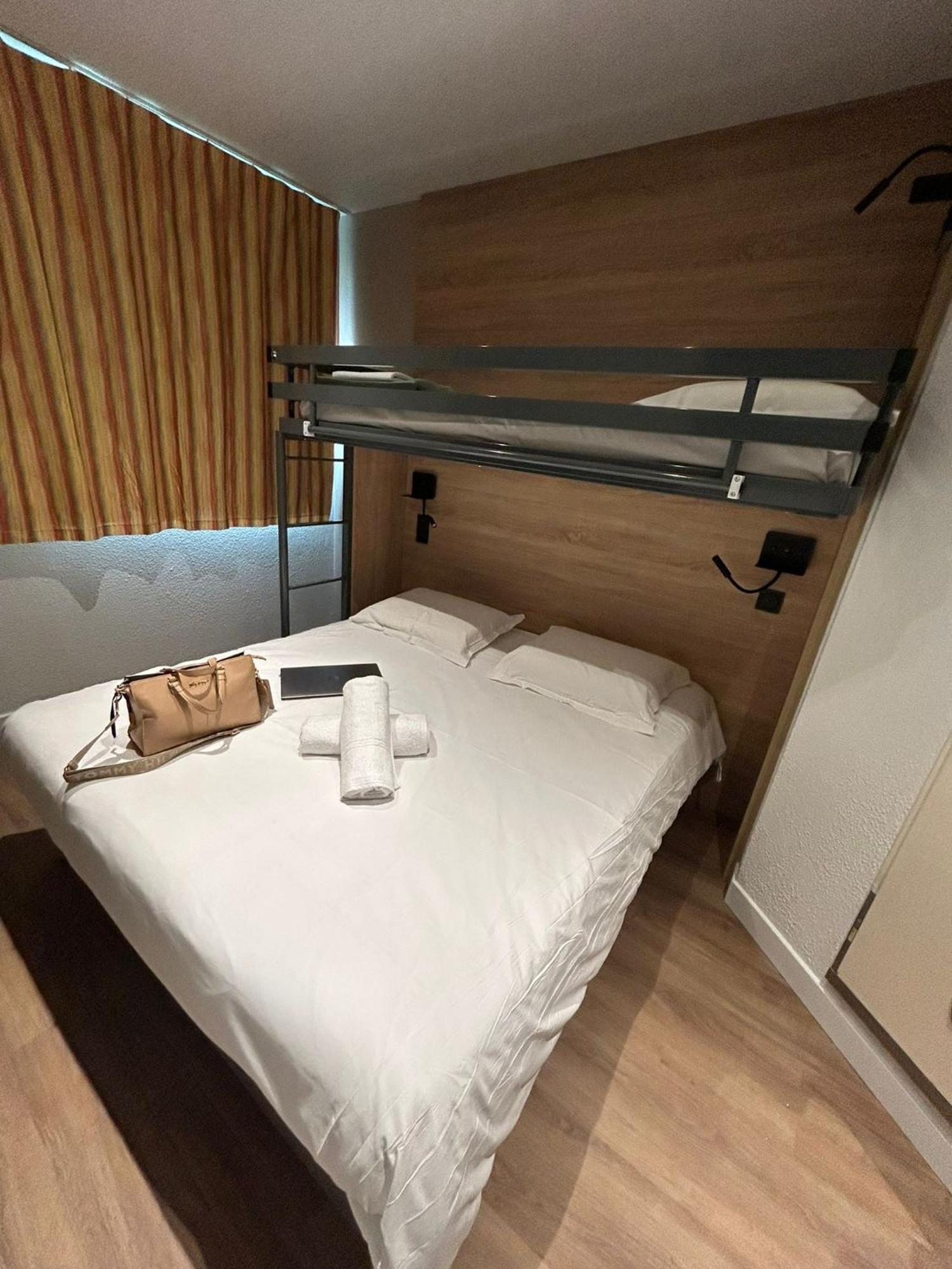 Kyriad Eco Lille Sud - Noyelles Godault Bagian luar foto