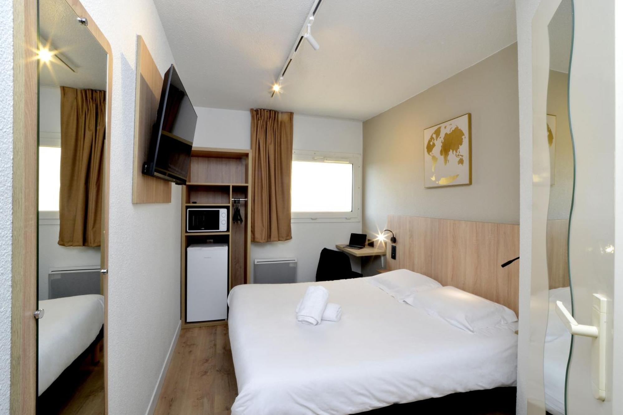 Kyriad Eco Lille Sud - Noyelles Godault Bagian luar foto