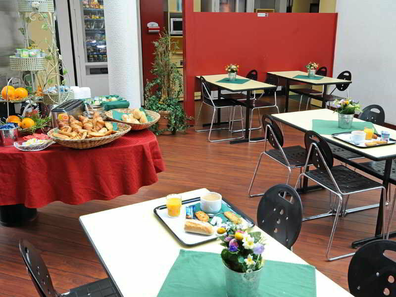 Kyriad Eco Lille Sud - Noyelles Godault Bagian luar foto